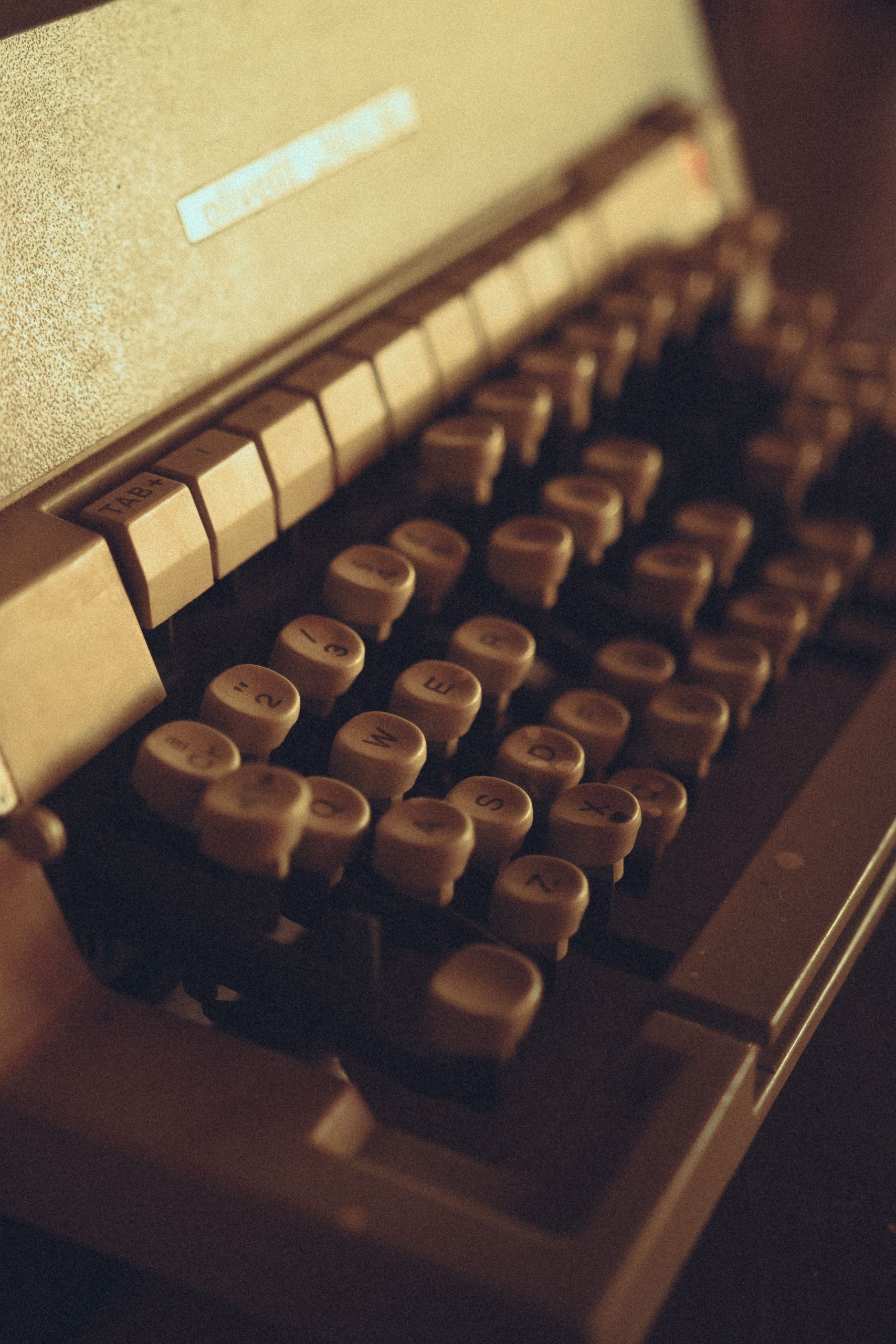 pexels-allanhf-13687617